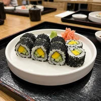 Uramaki de Manga com Pepino (8 un.), Hana Sushi Vegetal