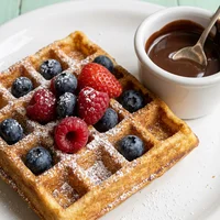 Waffle Belga com Calda, Sorveteria Lua Fria