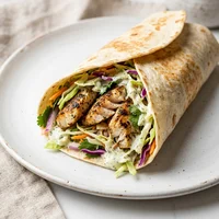 Wrap de Peixe Grelhado com Repolho, Mar & Folha