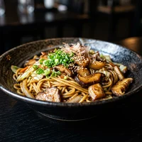 Yakisoba de Cogumelos Selvagens, Casa do Fogo Longo